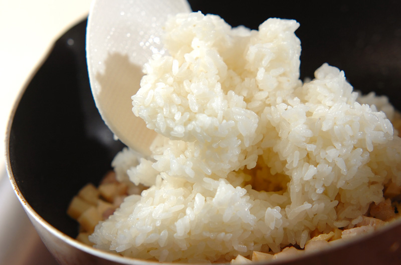 タケノコの炒めご飯の作り方の手順2