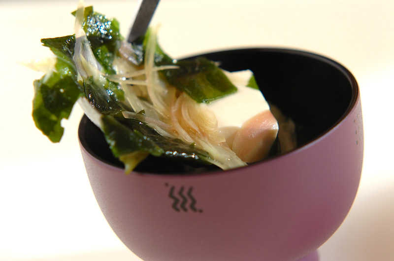 さわやかに香るミョウガと豆腐の味噌汁の作り方の手順5