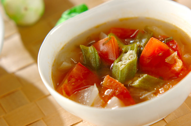 トロっとおいしい トマトとオクラのコンソメスープのレシピ 作り方 E レシピ 料理のプロが作る簡単レシピ