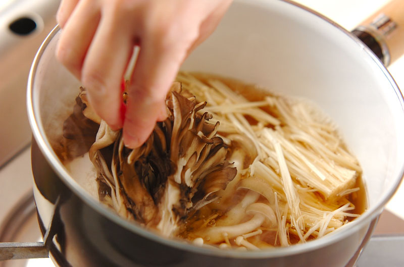 4種のキノコとショウガのトロミスープの作り方1