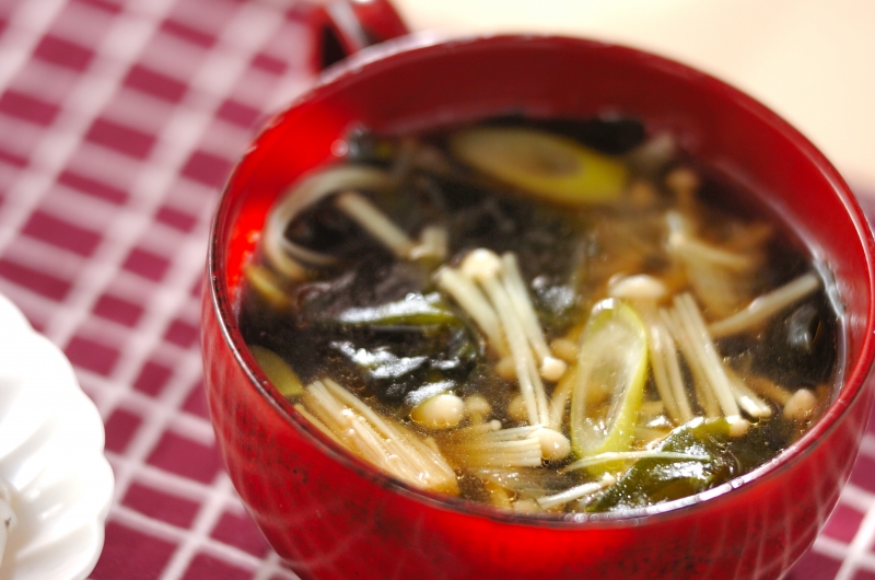 エノキとワカメの中華スープ