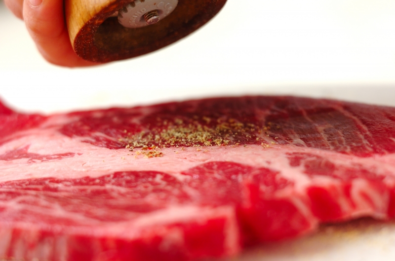 牛肉とパプリカのしょうゆ炒めの作り方の手順1