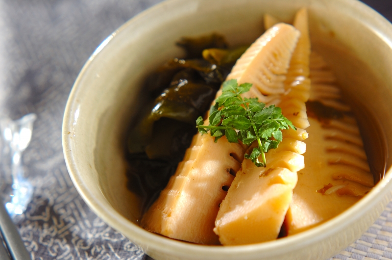 絶品 定番の若竹煮 タケノコとワカメの煮物 副菜 レシピ 作り方 E レシピ 料理のプロが作る簡単レシピ