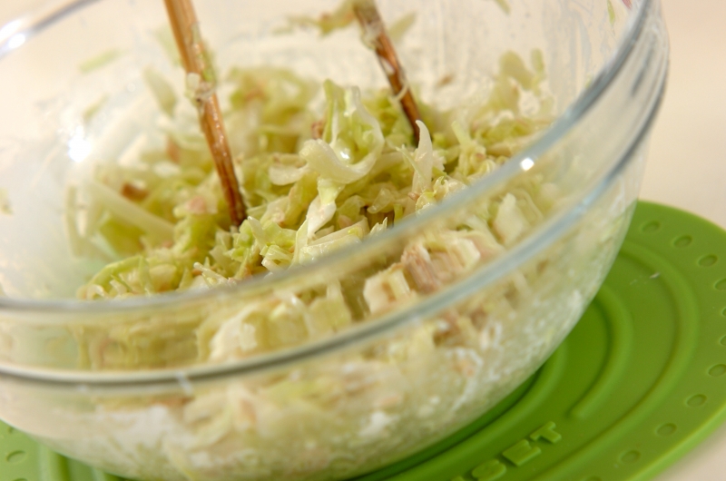 キャベツがおいしい！コールスロー by森岡 恵さんの作り方1