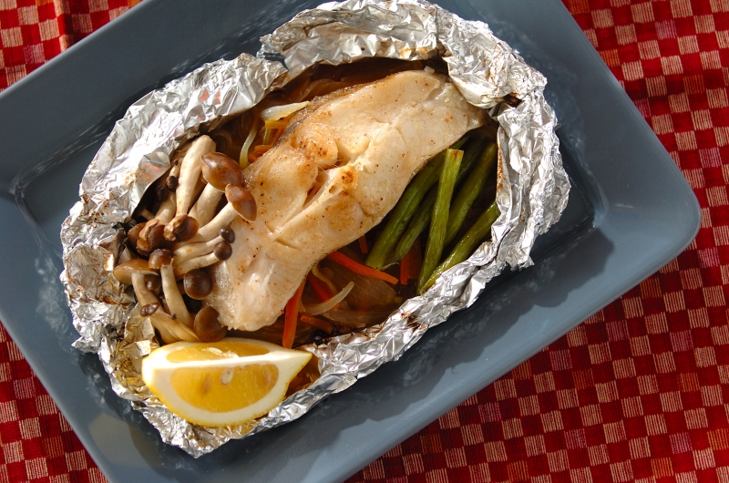 魚のホイル焼きのレシピ 作り方 E レシピ 料理のプロが作る簡単レシピ