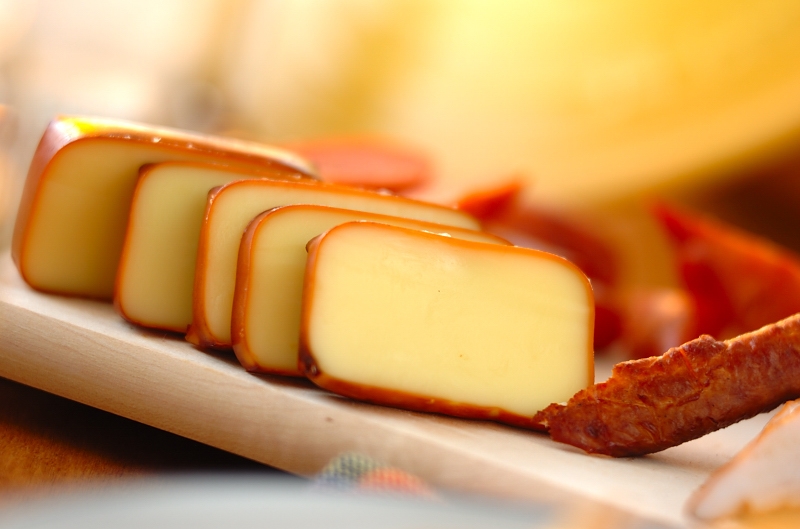 プロセスチーズの燻製 副菜 のレシピ 作り方 E レシピ 料理のプロが作る簡単レシピ