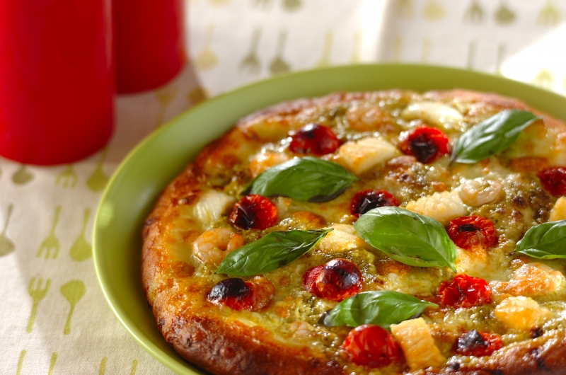 シーフードとバジルのピザ レシピ 作り方 E レシピ 料理のプロが作る簡単レシピ