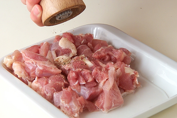 シンプル鶏の唐揚げの作り方の手順1