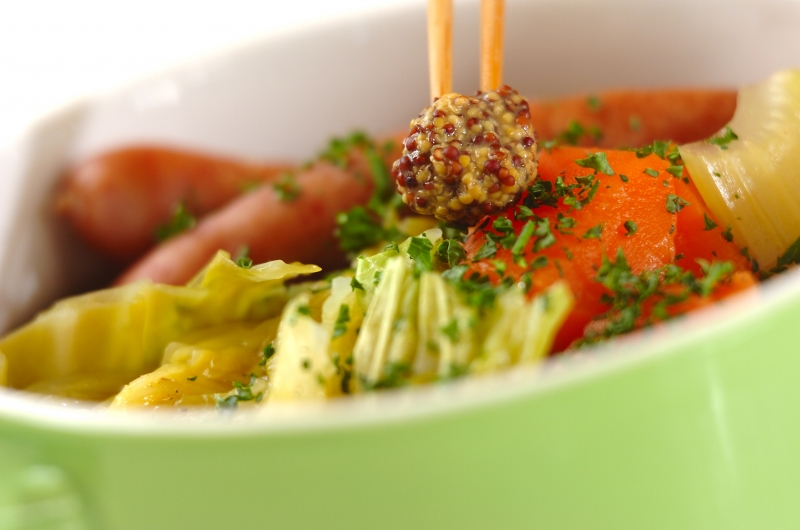 野菜を食べるスープ 基本のポトフの作り方の手順3