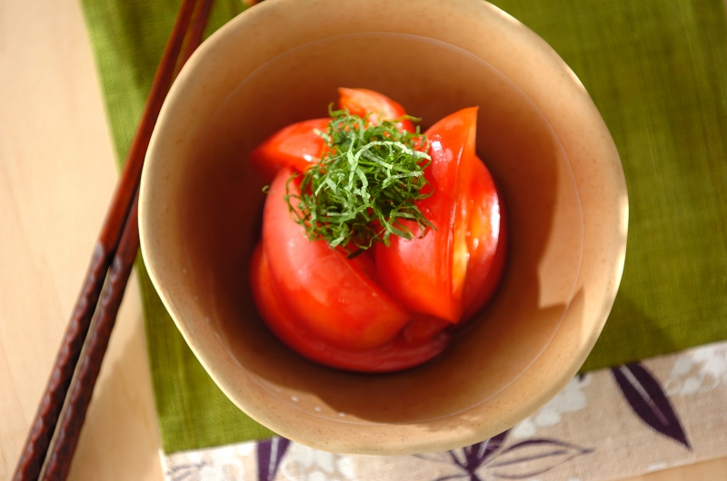 トマトのだししょうゆ漬け 副菜 レシピ 作り方 E レシピ 料理のプロが作る簡単レシピ