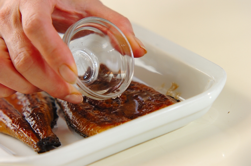 ひと手間でおいしい！ウナギのひつまぶしの作り方1