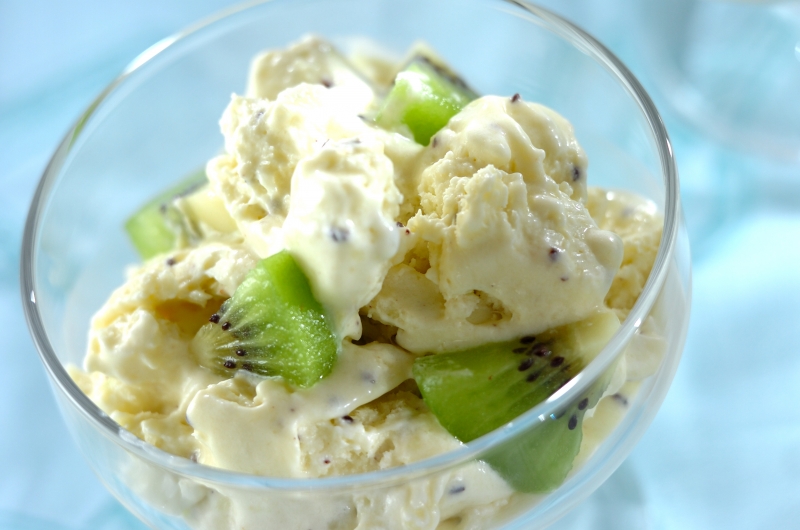 キウイのアイスクリーム レシピ 作り方 E レシピ 料理のプロが作る簡単レシピ
