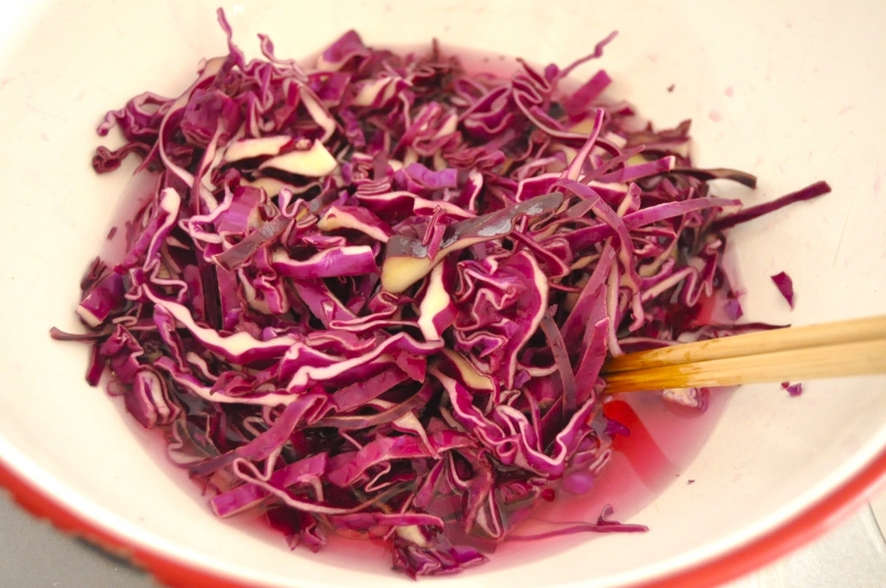紫キャベツのマリネサラダの作り方2