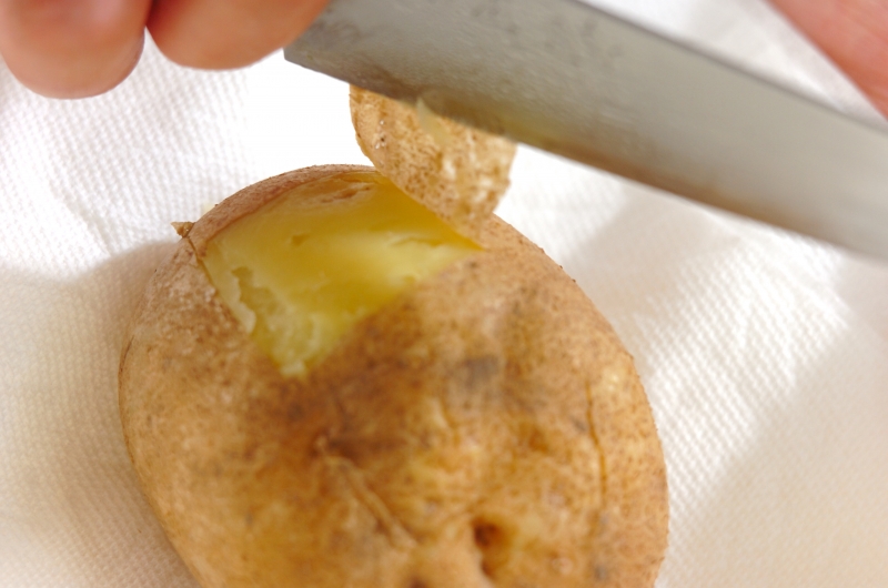 ソラ豆入りポテトサラダの下準備1