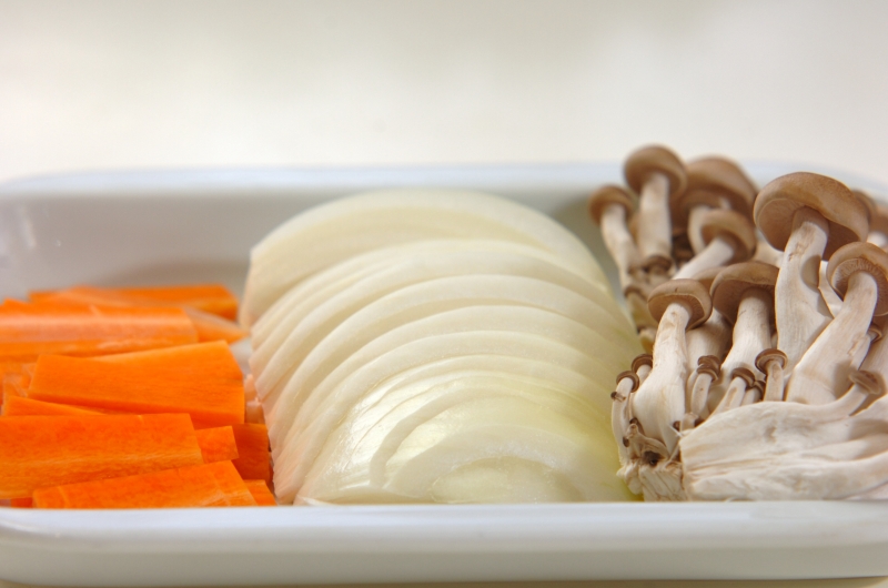 白菜たっぷり皿うどんの作り方の手順2