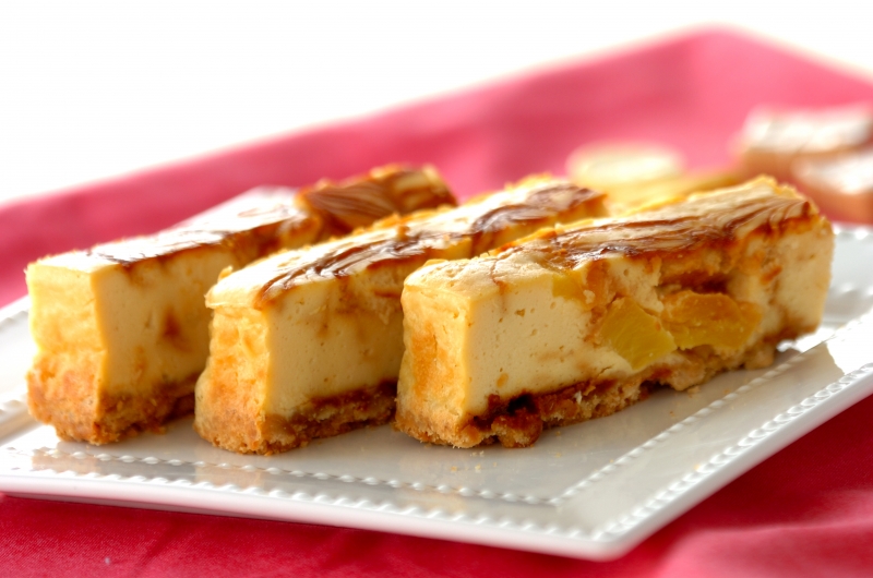 パイナップルのキャラメルお豆腐チーズケーキ レシピ 作り方 E レシピ 料理のプロが作る簡単レシピ
