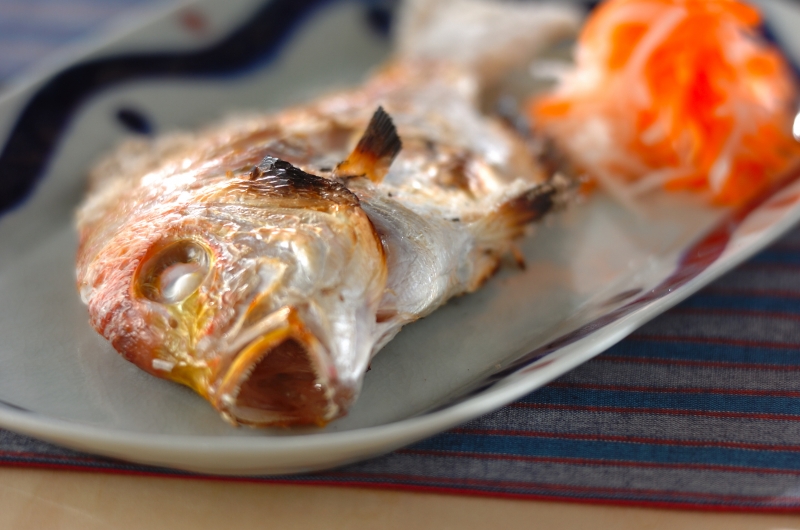 連子鯛の塩焼き レシピ 作り方 E レシピ 料理のプロが作る簡単レシピ