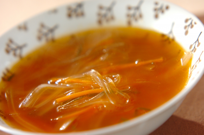 タイ風ピリ辛春雨スープ