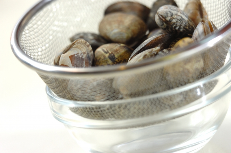 白身魚とアサリのワイン蒸しの作り方の手順2