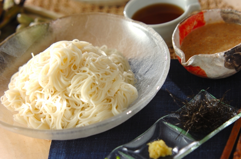 素麺 麺つゆとゴマダレ レシピ 作り方 E レシピ 料理のプロが作る簡単レシピ