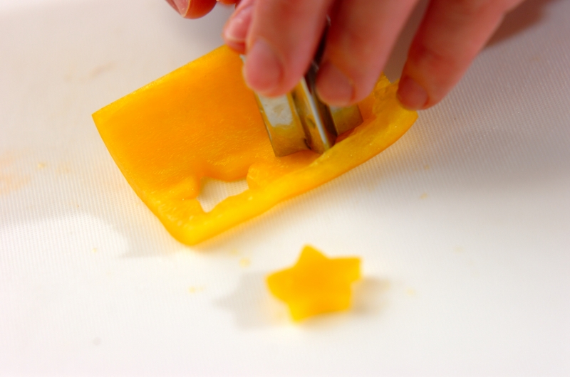 リース状に並べるだけ！リースサラダの下準備2