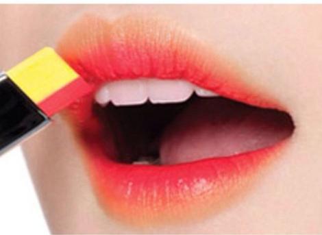 まとめよう 韓国コスメ ラネージュ のツートンリップバーで簡単にグラデーションリップができると話題 フレンズちゃんねる